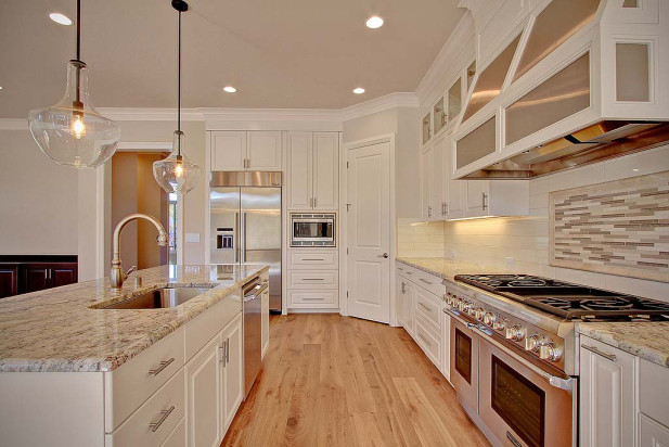 Luxury Custom Home Kitchen - John Buchan Homes